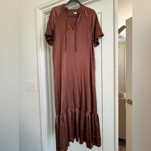Nordstrom Romantic Tiered Washable Silk Gown - Picture 2 of 3